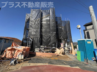 【外観】 | 現地写真。プラス不動産販売なら、現場の全ての棟をまとめてご見学頂けます。