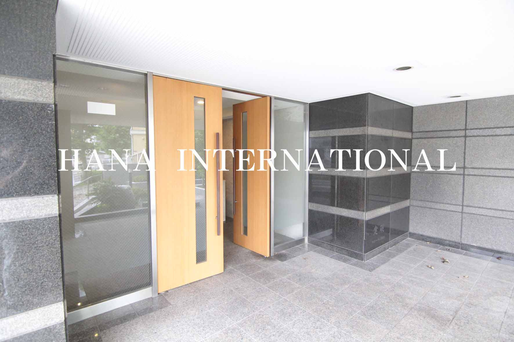 レジデンス雅鷺のエントランス