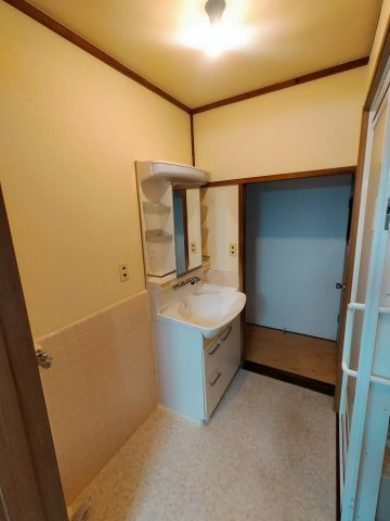 【独立洗面台】