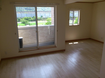 【寝室】 | ロイヤル・シャトー・M