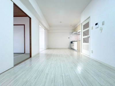 【居間・リビング】 | グリーンパレス千里中央B棟