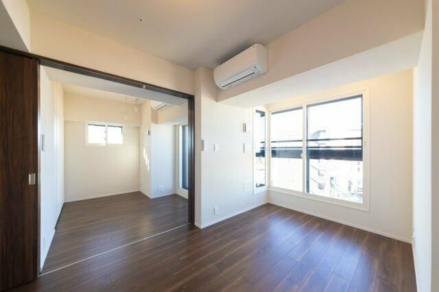 プラウドフラット西日暮里の居間・リビング