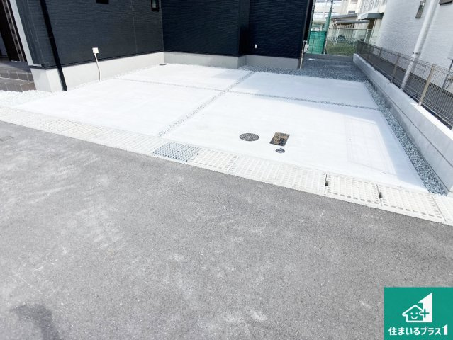姫路市網干区坂出　第2期　新築一戸建ての駐車場|駐車スペース！散水栓があるので、こまめに愛車を洗えます！