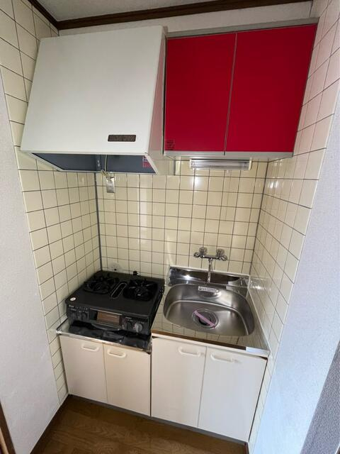 調布市多摩川５丁目の賃貸マンションのキッチン