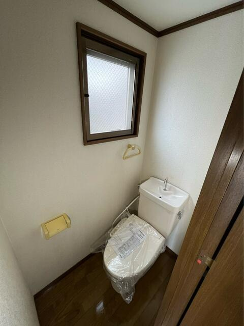 調布市多摩川５丁目の賃貸マンションのトイレ