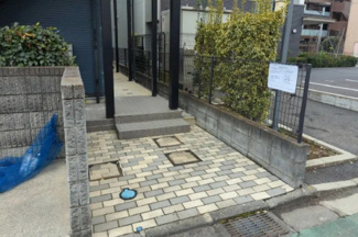 【エントランス】