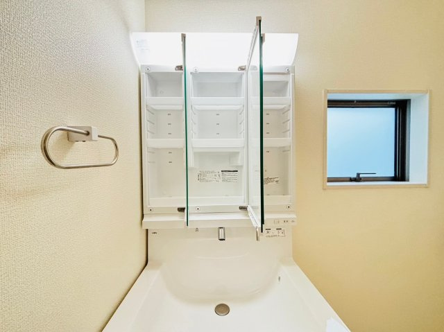 LG南城市佐敷新里〈２号棟〉の独立洗面台