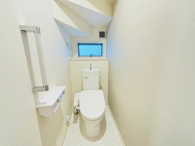 LG南城市佐敷新里〈２号棟〉のトイレ