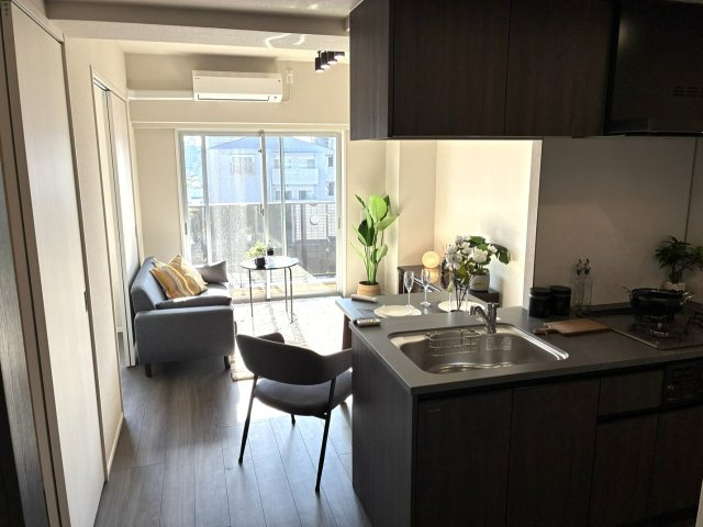 【居間・リビング】 | LIME RESIDENCE KAWAGUCHI EAST