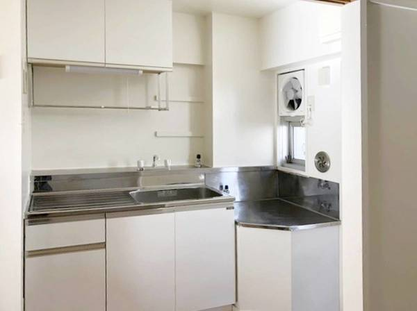 ビレッジハウス大谷6号棟のキッチン|ビレッジハウスの同一物件・同一タイプの間取りの写真です