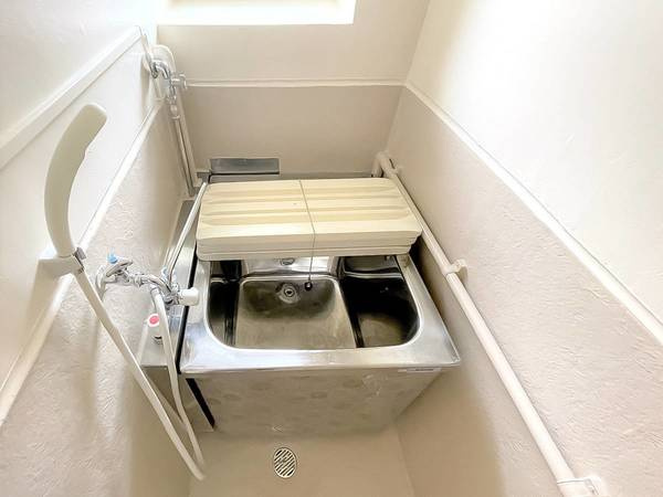 ビレッジハウス大谷6号棟の浴室|ビレッジハウスの同一物件・同一タイプの間取りの写真です