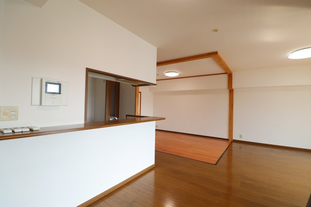 ダイアパレス六ツ門の居間・リビング|ゆったりとしたリビングです