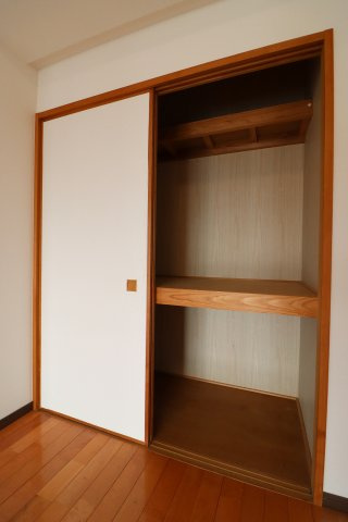 ダイアパレス六ツ門の収納|たっぷりとした収納スペースです