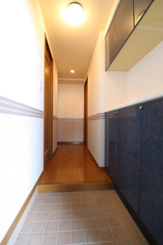 ダイアパレス六ツ門の玄関|きれいな玄関です