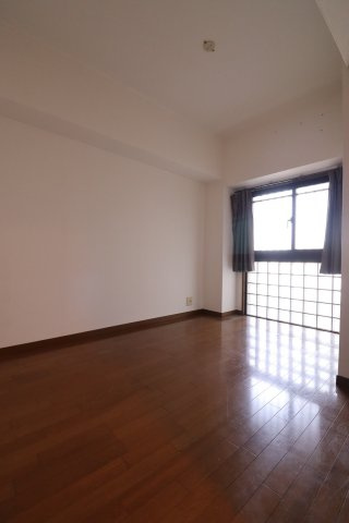 ダイアパレス六ツ門の洋室|きれいな洋室です