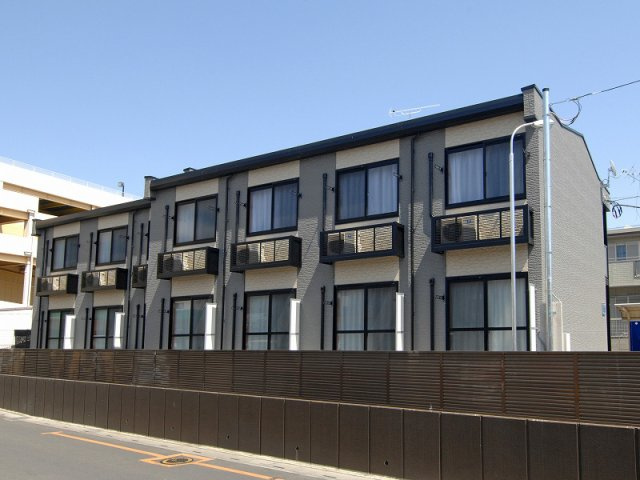 レオパレスコトブキ　Ｃの外観|建物外観を気になさる方へ、見た目の良い物件です