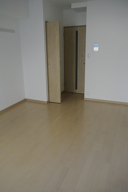 グロウワード東京ノース・アリビエの内装|明るい色調の室内です