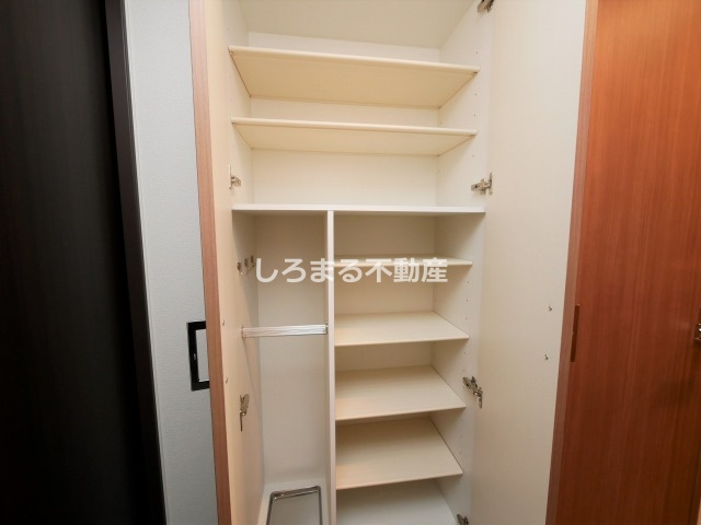 ララプレイス阿波座駅前フェリオの収納