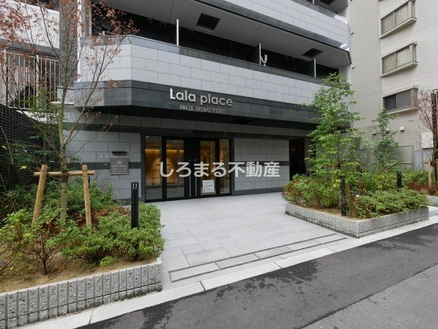 ララプレイス阿波座駅前フェリオのエントランス