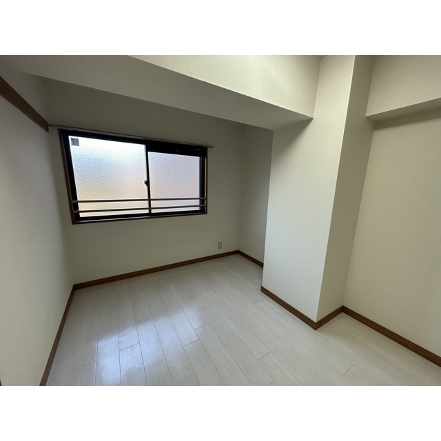 ステーションサイドビルの居間・リビング|おしゃれなリビングです