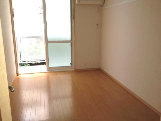 レオパレスピースエムの居間・リビング|おしゃれな居間です