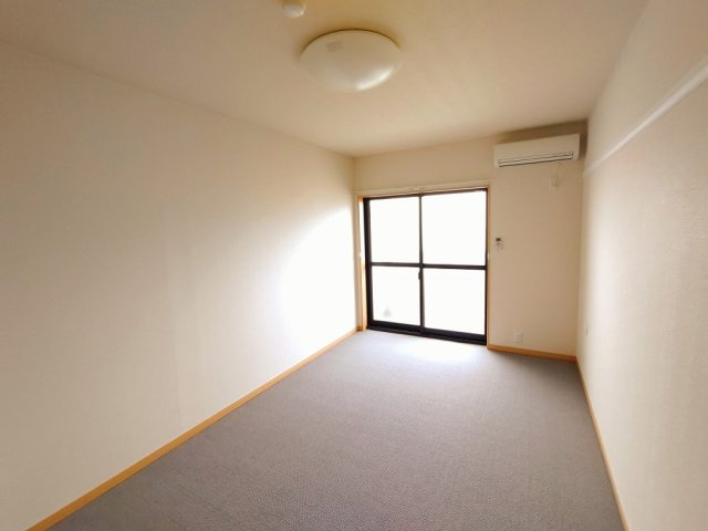 レオパレス桜の居間・リビング|リビングです