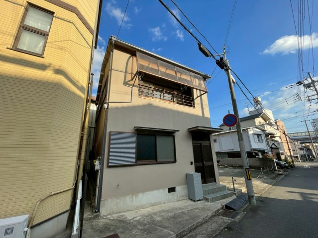 大石北町貸家の外観