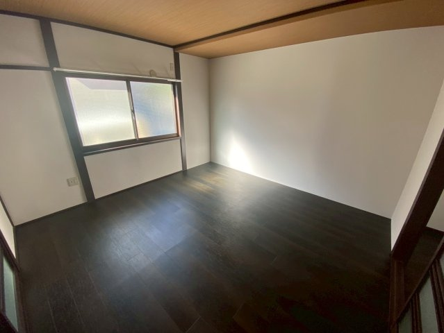 大石北町貸家の居間・リビング