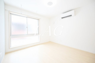 【居間・リビング】 | レクス大崎 | 洋室のお部屋です。