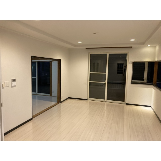 リブレス南町戸建の居間・リビング|居間です