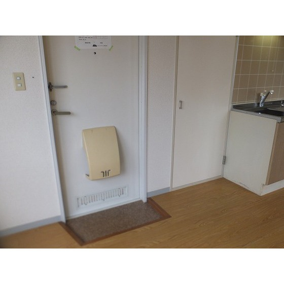 メゾンホリコシの玄関|玄関です