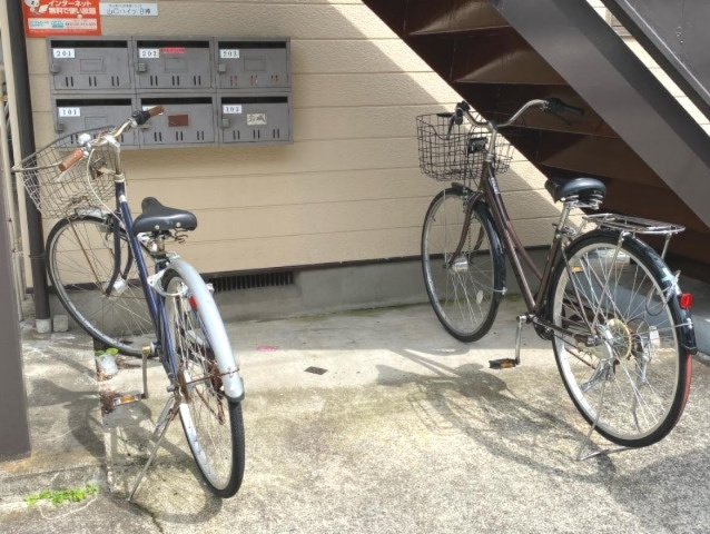 山口ハイツBのエントランス|落ち着いたエントランスです