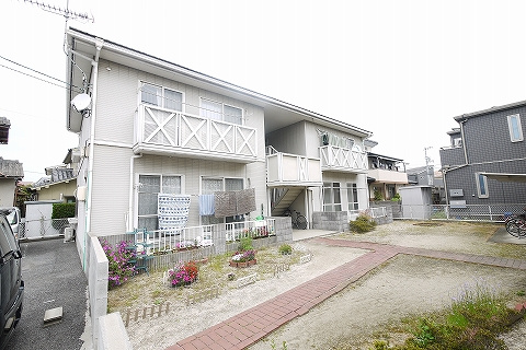 リベラル八幡Ａ