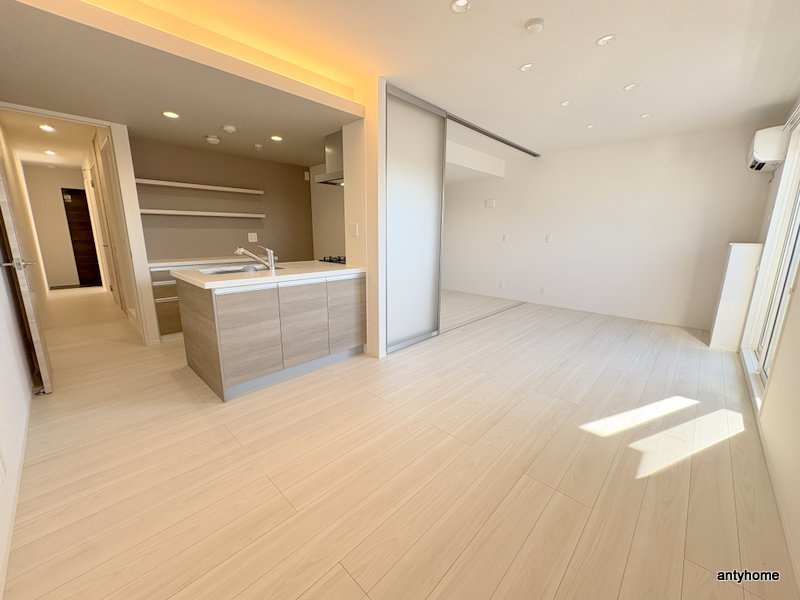 Clashist新森の居間・リビング