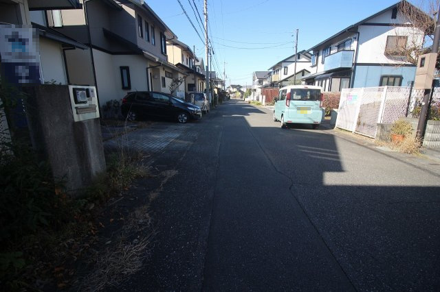 小山市間々田　1期の前面道路含む現地写真|北東側道路
