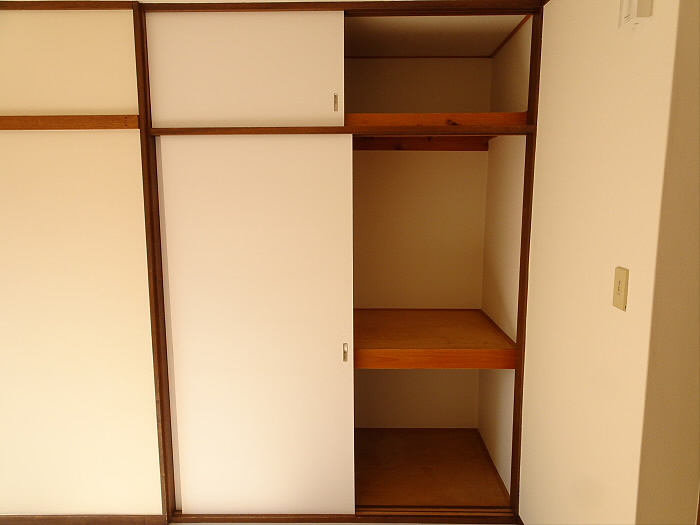 小倉ハイツの収納