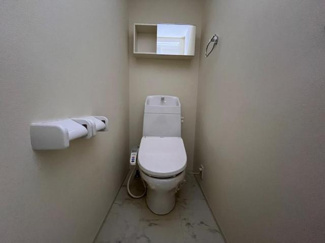 【トイレ】 | （仮）スターテラスⅡ下岡本町新築アパート | シャワー付トイレ（イメージ）