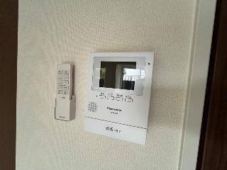 【セキュリティ】 | （仮）スターテラスⅡ下岡本町新築アパート | カメラ付インターホン（イメージ）