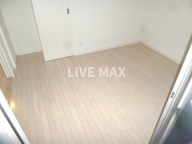 【居間・リビング】エステムプラザ京都御所ノ内REGIA