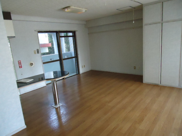 【居間・リビング】 | ハイツ遊