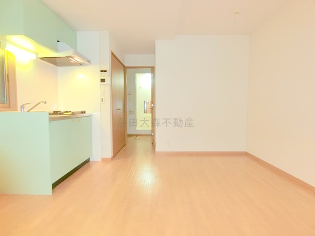 F'sホームの居間・リビング|洋室8帖