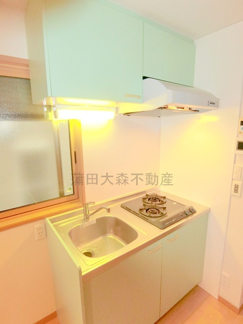 F'sホームのキッチン