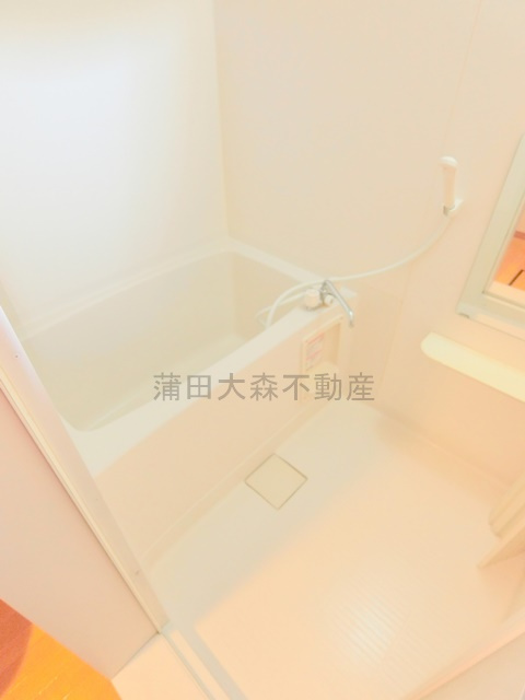 F'sホームの浴室