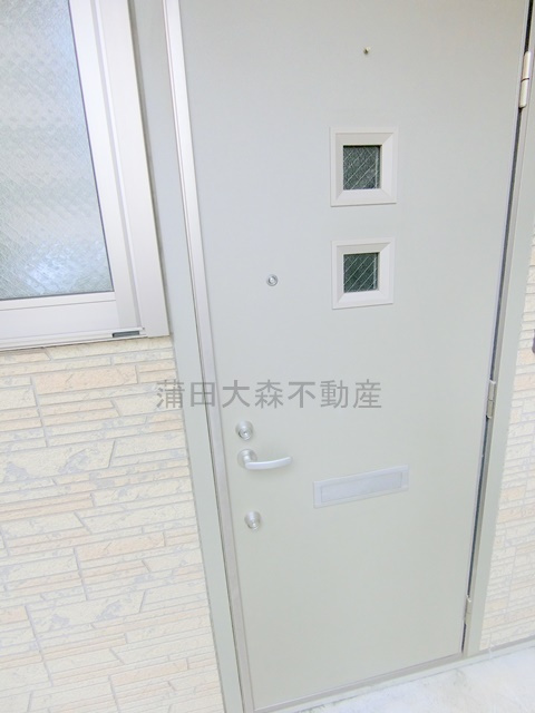 F'sホームの玄関