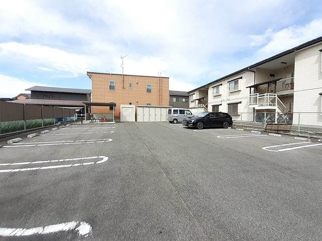 セレナーデの駐車場|駐車場