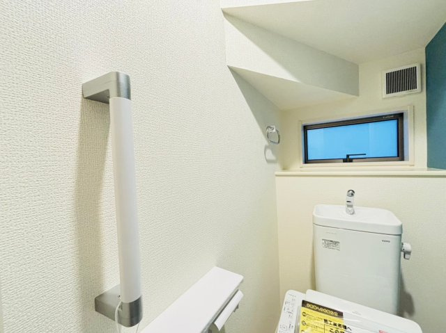 LG南城市佐敷新里〈３号棟〉のトイレ