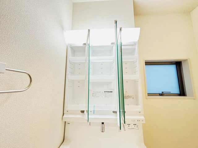 LG南城市佐敷新里〈３号棟〉のその他