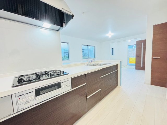 LG南城市佐敷新里〈３号棟〉のキッチン