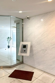 【エントランス】