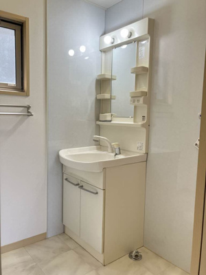 【独立洗面台】 | アヴァンシアＦ Ａ棟